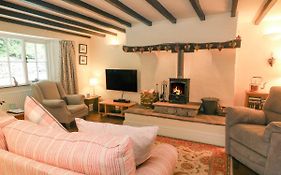 Ingleton 2-Bed Cottage Sleeps 4 Pet Ok & Parking